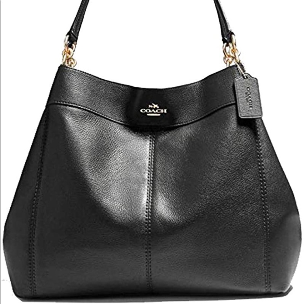 COACH shoulder bag 👜: SEND OFFERS